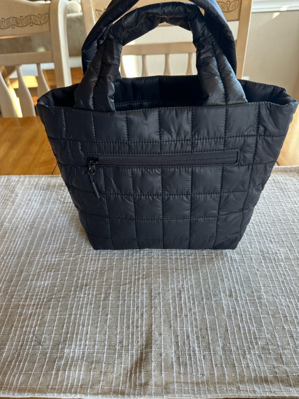 Lululemon Quilted Grid Small Tote - Black - Picture 3 of 3